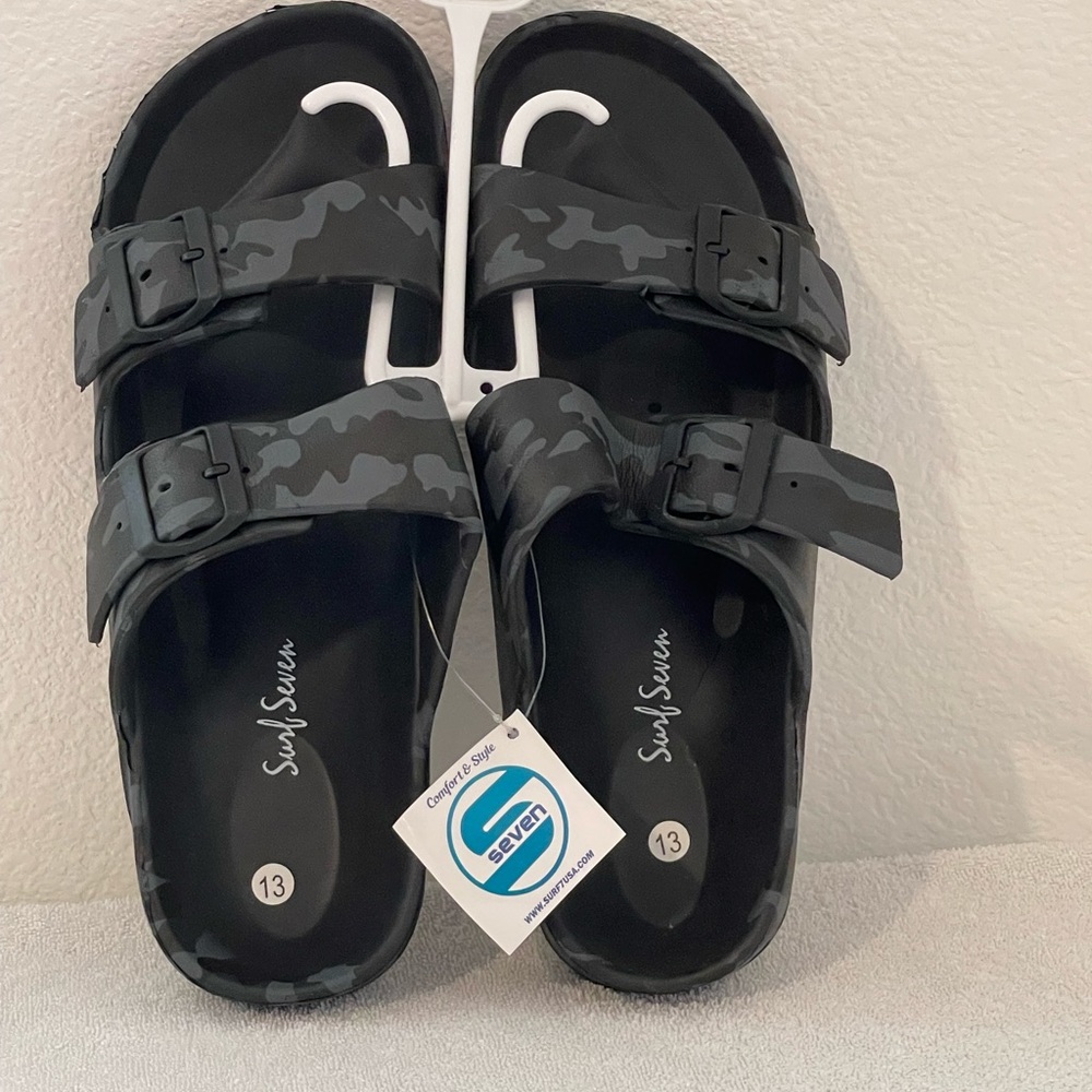 NWT Double Buckle Slide Sandals Size 13 Black/Gray Camo
